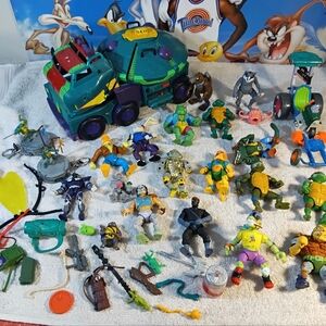 Vintage 1988 Teenage Mutant Ninja Turtles Playmates Action Figure Lot - Figures,